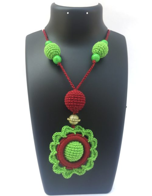 Green-maroon-necklace