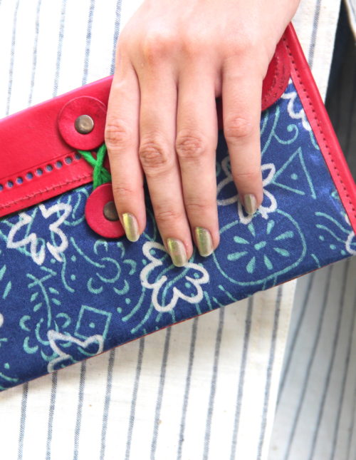 vegetable-dyed-mashru-leather-hand-purse-red-leather-and-blue-mashru-ladies-wallet-ethnic-handpurse-pochette-clutch